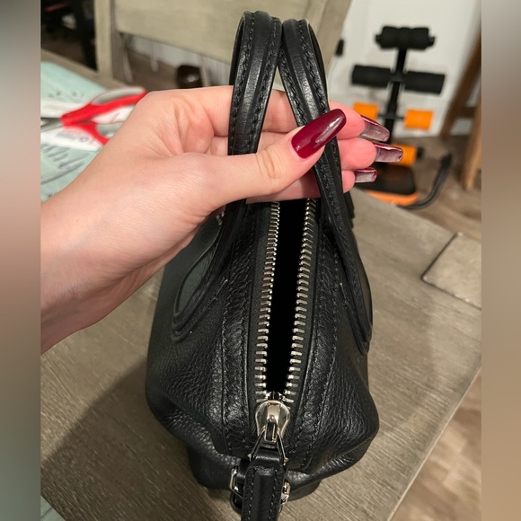 Authentic Black Givenchy Mini!!! 🖤🖤🖤🖤 - Picture 6 of 6